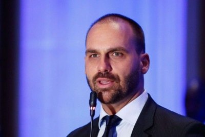 'Meu sincero agradecimento ao presidente Donald Trump, bem como ao secretário de Estado, Marco Rubio, e ao vice-presidente, JD Vance', disse Eduardo, em vídeo publicado na rede social X -  (crédito: Alan Santos/PR)