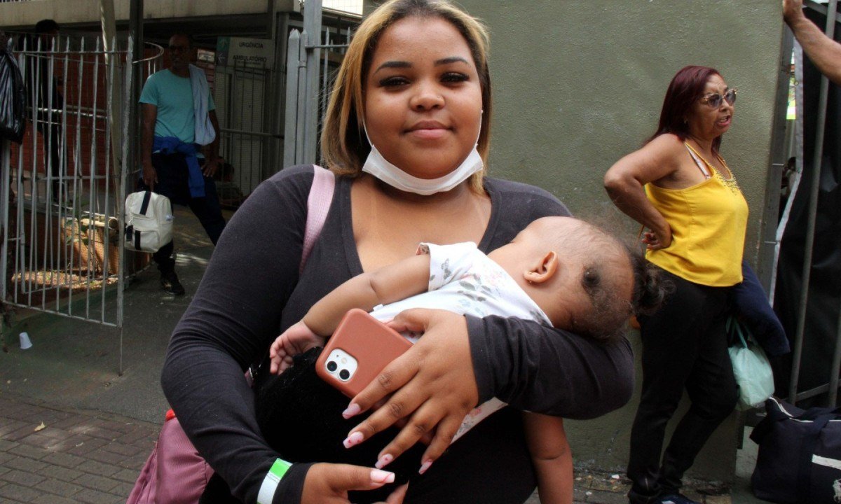 Setor de urg&ecirc;ncia do Hospital Infantil Jo&atilde;o Paulo II, que abriu sete novos leitos de UTI e 19 leitos de enfermaria para atender o aumento da procura por atendimento 