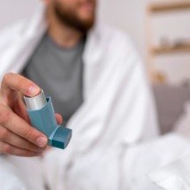 Bombinha de asma: 87% dos pacientes comete pelo menos um desses erros - FreePik/Unsplash