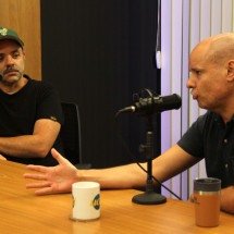 Podcast Divirta-se recebe a Nitro Histórias Visuais -  Jair Amaral/EM/DA Press. Podcast Divirta-se, com com Est&uacute;dio Nitro. Na foto, Alexandre Guzanshe, Bruno Magalh&atilde;es (bon&eacute;) e L&eacute;o Drumond.