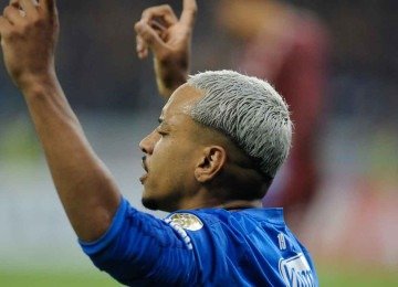 Meia-atacante Matheus Pereira foi o destaque da vitória do Cruzeiro sobre o Barcelona-EQU, no Mineirão, pela Libertadores, com dois gols e uma assistência -  (crédito: Alexandre Guzanshe/EM/D.A.Press)