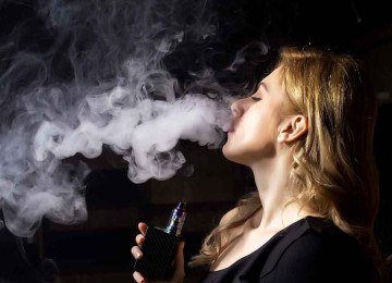 Vapor do cigarro eletrônico contém nicotina, metais pesados e toxinas -  (crédito: Pixabay/reprodução)