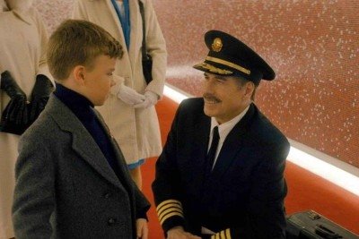 John Travolta se inspirou na própria infância e na trajetória do filho em 'Aventuras nas alturas', disponível no streaming -  (crédito: Apple/Divulgação)