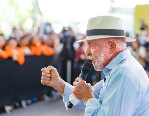 Lula disse que as armas contrabandeadas para o país são de origem norte-americana -  (crédito: Ricardo Stuckert / PR)