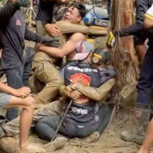 Vídeo: homens presos há dias em caverna no Laos são resgatados - AFP PHOTO/ Adisak Wongsoraya