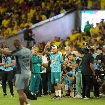Helicópteros e festa para os jogadores; já vi esse filme antes - Alexandre Guzanshe/EM/D.A.Press