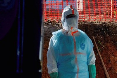 Este surto é particularmente desafiador porque envolve uma espécie rara de Ebola para a qual não existe vacina -  (crédito: Getty Images)