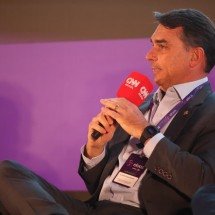 Flávio foge de pergunta sobre Vorcaro e cobra imprensa a questionar Lula - Marcos Vieira/EM/D.A/Press