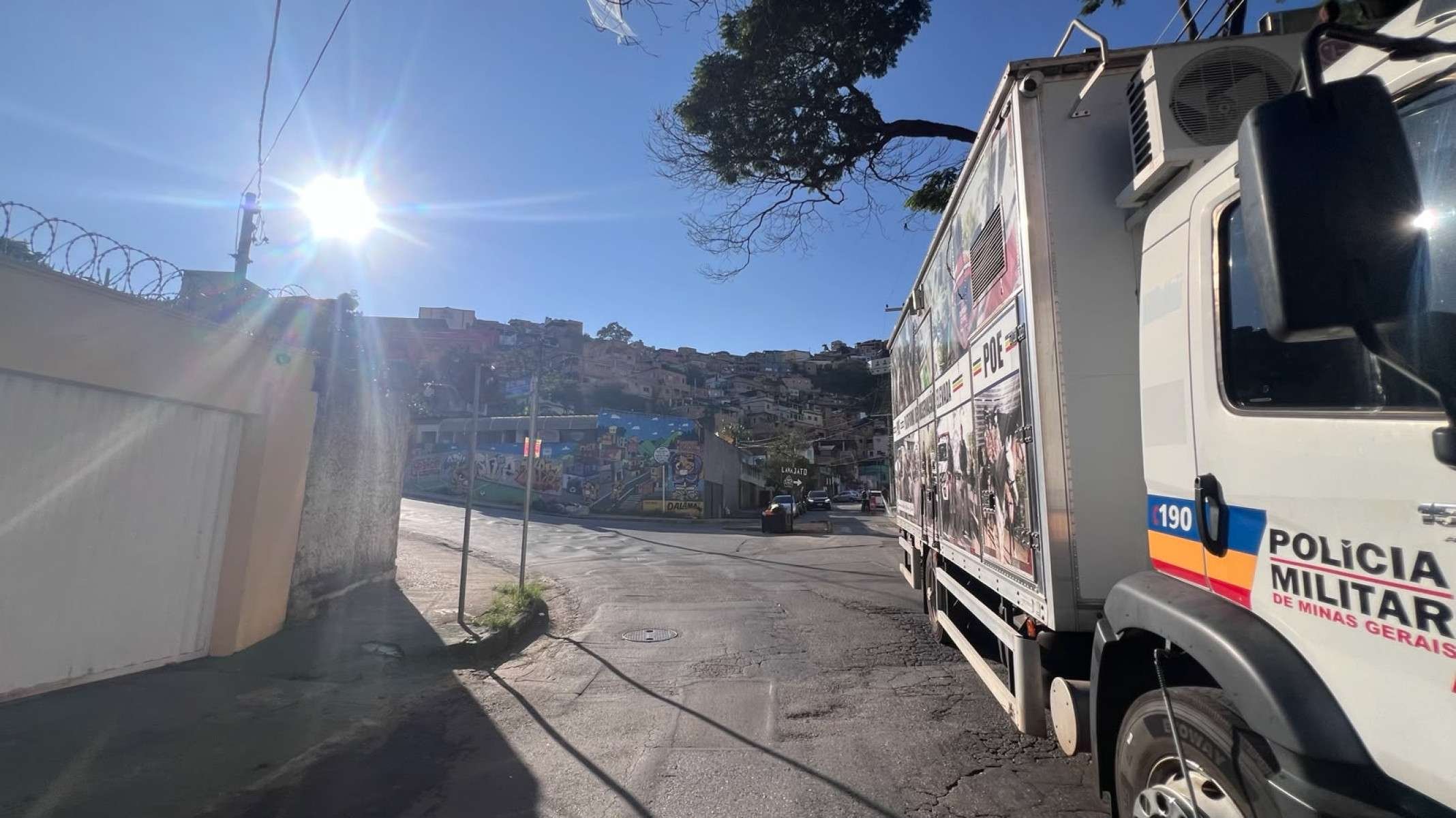 Aglomerado da Serra e Pedreira Prado Lopes são alvos da operação em BH-Edésio Ferreira/EM/D.A.Press