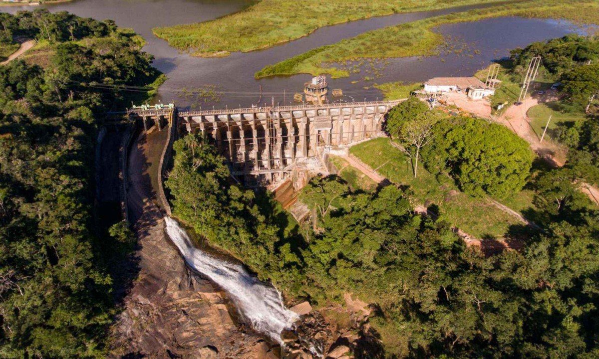 Barragem da PCH Rio de Pedras, em Acuru&iacute;, distrito de Itabirito. Lago se encontra com cerca de 50% de sua extens&atilde;o assoreada