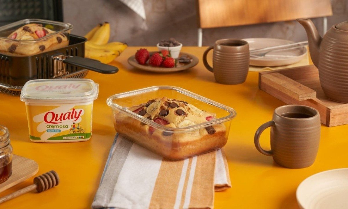 Panqueca de travessa na air fryer: a receita que vai salvar seu café - Qualy