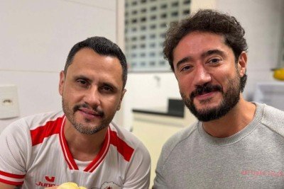 Cleitinho e Gabriel Azevedo na cozinho do senador -  (crédito: Instagram/Reprodução)