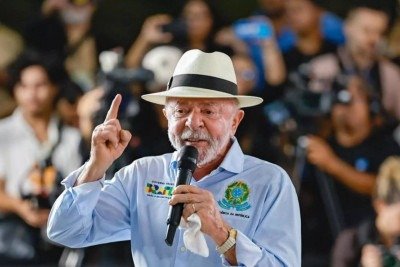 Lula resgatou publicações de filhos de Bolsonaro comemorando tarifaço contra o Brasil, em 2025 -  (crédito: Ricardo Stuckert / PR)