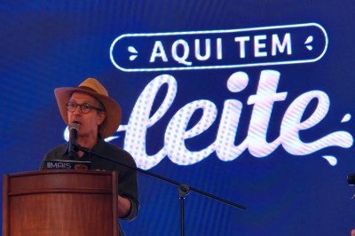 Romeu Zema durante agenda em Belo Horizonte, nesta terça-feira (2/6) -  (crédito: Jair Amaral/EM/D.A Press)