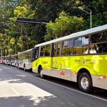 Táxis serão limitados de transitar na pista do MOVE em BH - Jair Amaral/EM