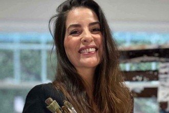 Pintora mineira participa de concurso apresentado pelo ator Johnny Depp