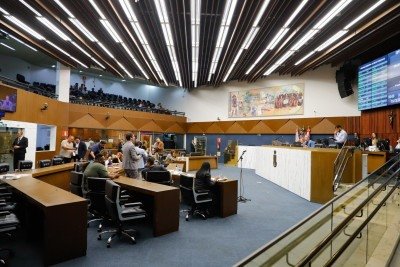 Projeto que homenageia preso do 8 de janeiro foi aprovado por 24 votos a 12 na Câmara Municipal de Belo Horizonte -  (crédito: Cláudio Rabelo/CMBH)