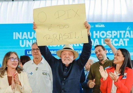 Quem criou o Pix? Como nasceu o sistema de pagamentos que está na mira do governo Trump