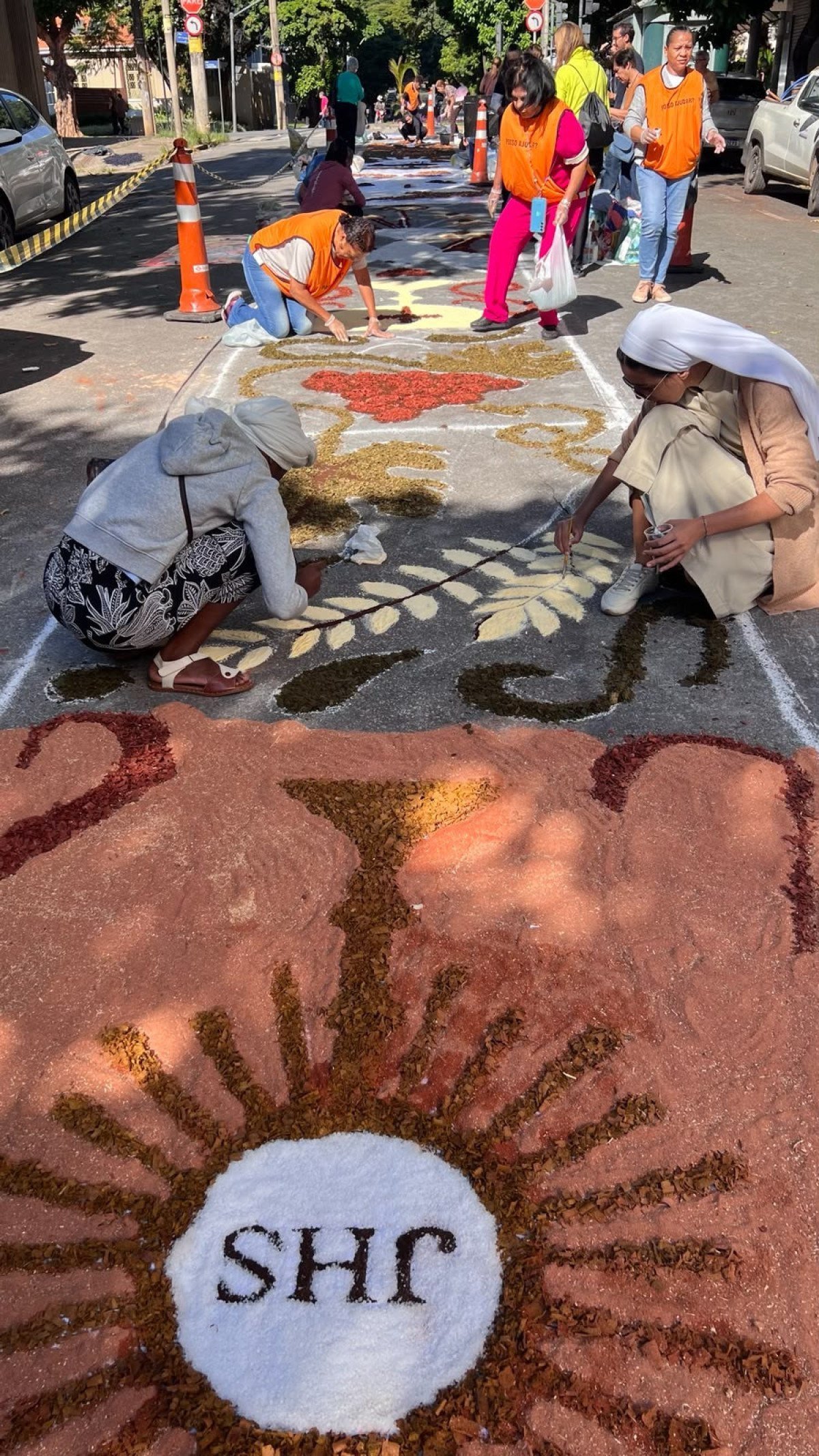 A Festa de Corpus Christi é celebrada cerca de 60 dias após a Páscoa, sempre em uma quinta-feira-Edésio Ferreira/EM/D.A Press