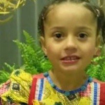 Menina de 6 anos morta por tiro acidental do irmão é enterrada - Redes Sociais