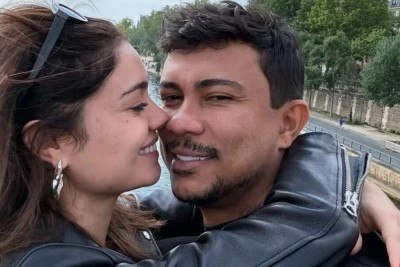 Flagra de Sophie Charlotte e Xamã de mãos dadas agita a web; relembre os romances da atriz -  (crédito: Tupi)