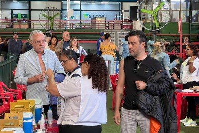 Pelo segundo dia consecutivo, Belo Horizonte registrou a menor temperatura do ano. Na manh&atilde; desta sexta-feira (5/6) -  (crédito: Edésio Ferreira/EM/DA Press)