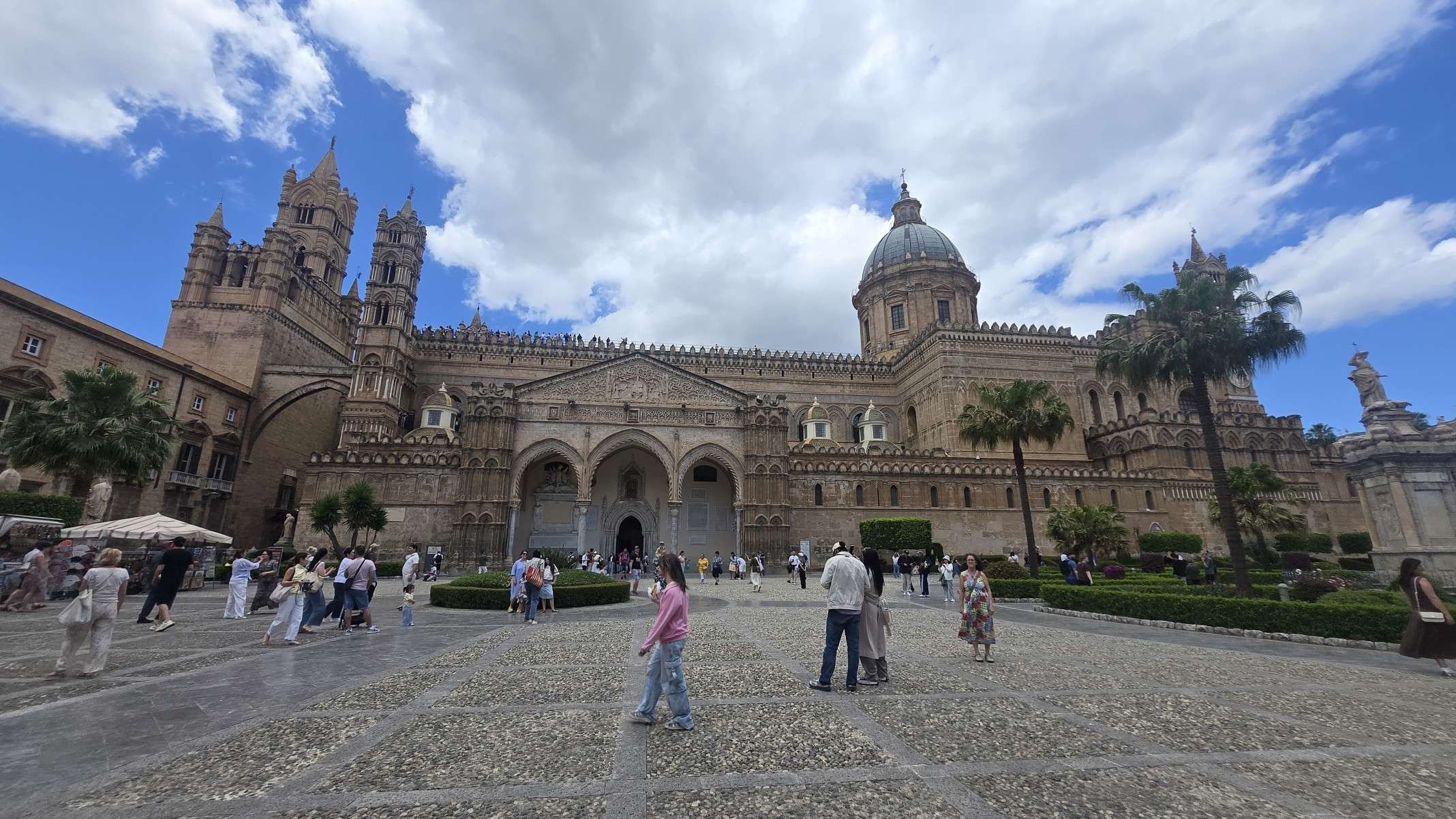 Catedral de Palermo, construída originalmente em 1185, faz parte do circuito do Patrimônio Mundial da UNESCO-Carlos Altman/EM