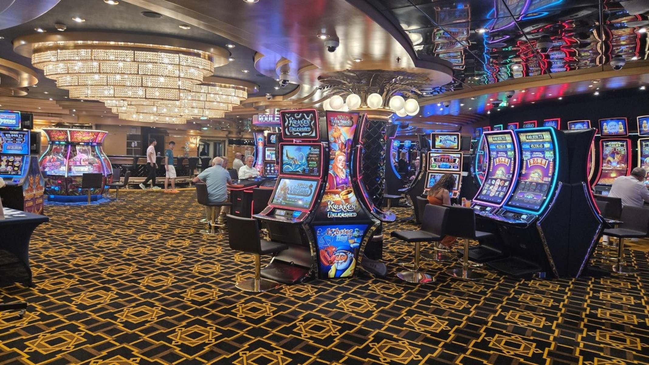 O Royal Palm Casino oferece uma experiência completa de entretenimento com uma grande variedade de jogos -Carlos Altman/EM