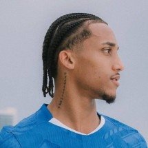 Quando o futebol vira arte: João Pedro e Madonna em um projeto que mistura música, narrativa e cultura pop - Portal Giro 10