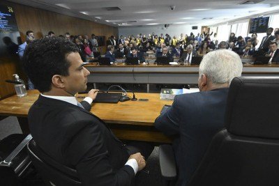 Comissão de Constituição, Justiça e Cidadania (CCJ) realiza reunião deliberativa com 12 itens. Entre eles, a PEC 65/2023, que dispõe sobre o regime jurídico aplicável ao Banco Central -  (crédito:  Geraldo Magela/Agência Senado)
