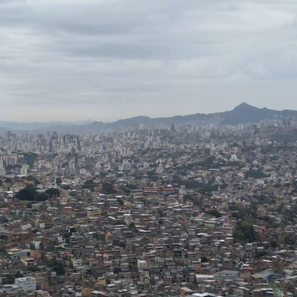 Chove em BH nesta quinta-feira (11/6)