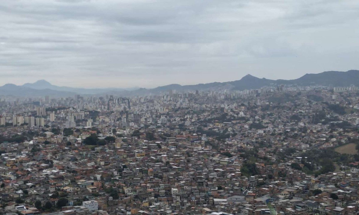 Chove em BH nesta quinta-feira (11/6)
