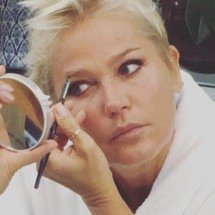 Óleo de lavanda nos pulsos: o ritual noturno de Xuxa que a ciência confirma  - Portal Giro 10