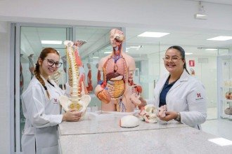 Dom Helder amplia inovação no ensino com rede ligada ao MIT