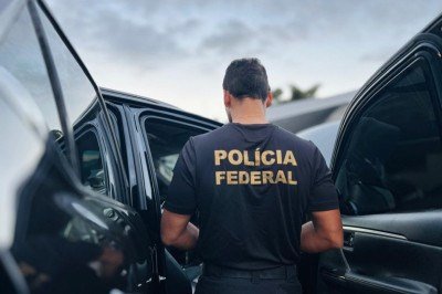 De acordo com a PF, o soldado armazenava centenas de fotos e vídeos contendo cenas de abuso sexual infantil no aplicativo Google Fotos -  (crédito: Reprodução/PFMG)