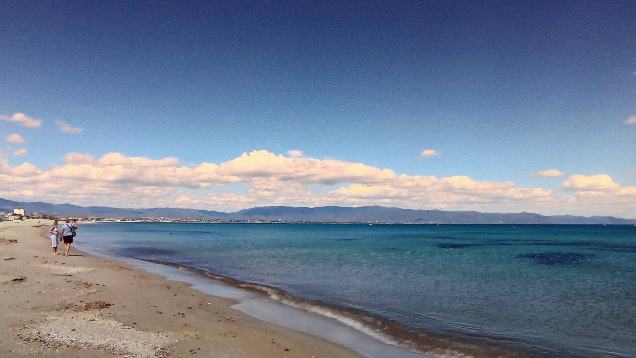 A Sardenha seduz pela beleza natural. Ilha italiana é cercada por um mar que varia entre tons de azul-turquesa e verde-esmeralda-Carlos Altman/EM
