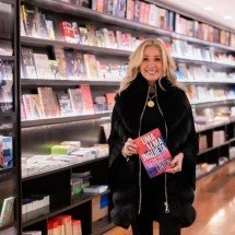 Designer de joias Leticia Linton se lança na literatura - DINO