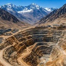 Reserva de ouro avaliada em R$ 900 bi é descoberta nos Andes - DINO