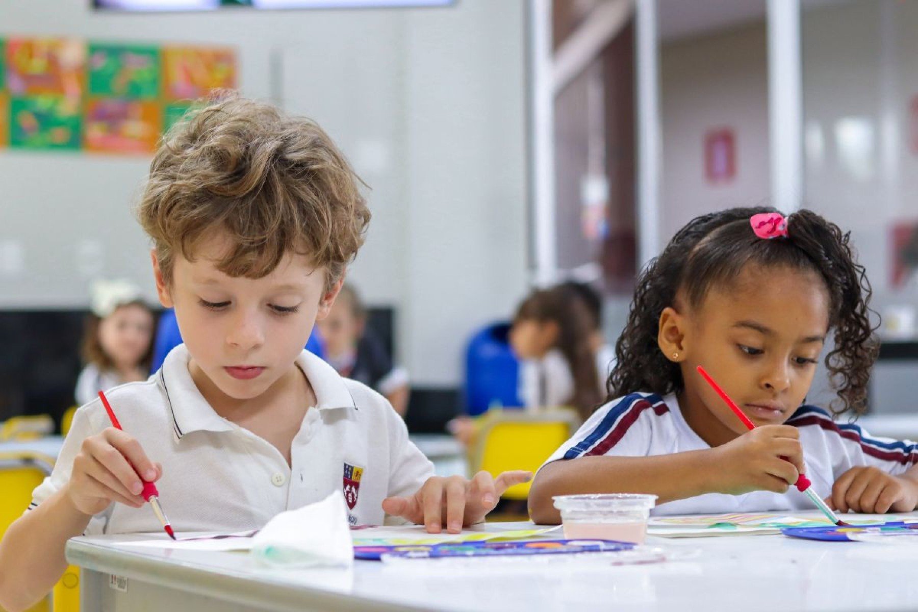 Pequenos rituais e acolhimento emocional contribuem para que a crian&ccedil;a enfrente a nova rotina escolar com mais confian&ccedil;a
