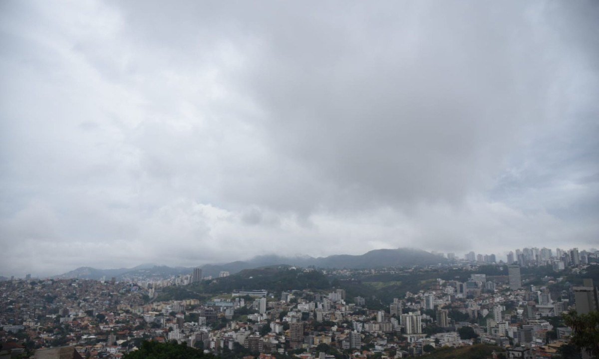 Além da chuva, há previsão de ventos intensos entre 40 km/h e 60 km/h e possibilidade de queda de granizo - (crédito: Gladyston Rodrigues/EM/D.A.Press)