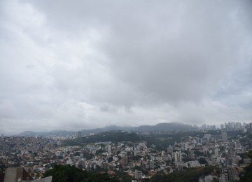 Além da chuva, há previsão de ventos intensos entre 40 km/h e 60 km/h e possibilidade de queda de granizo -  (crédito: Gladyston Rodrigues/EM/D.A.Press)