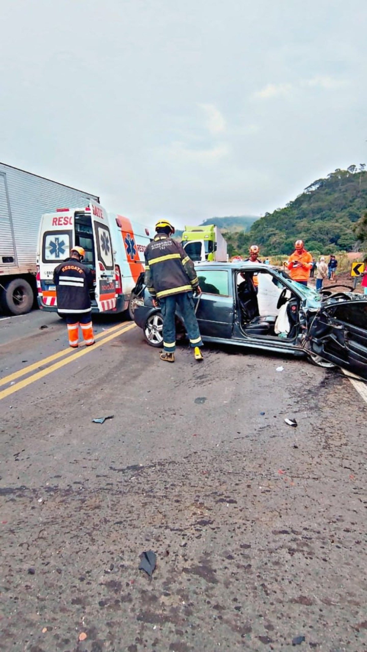 Corpo de Bombeiros, PRF, PM e Nova 381 atuaram na ocorrência