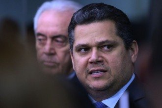 A disputa já iniciada em torno da relatoria da PEC do fim da jornada 6×1