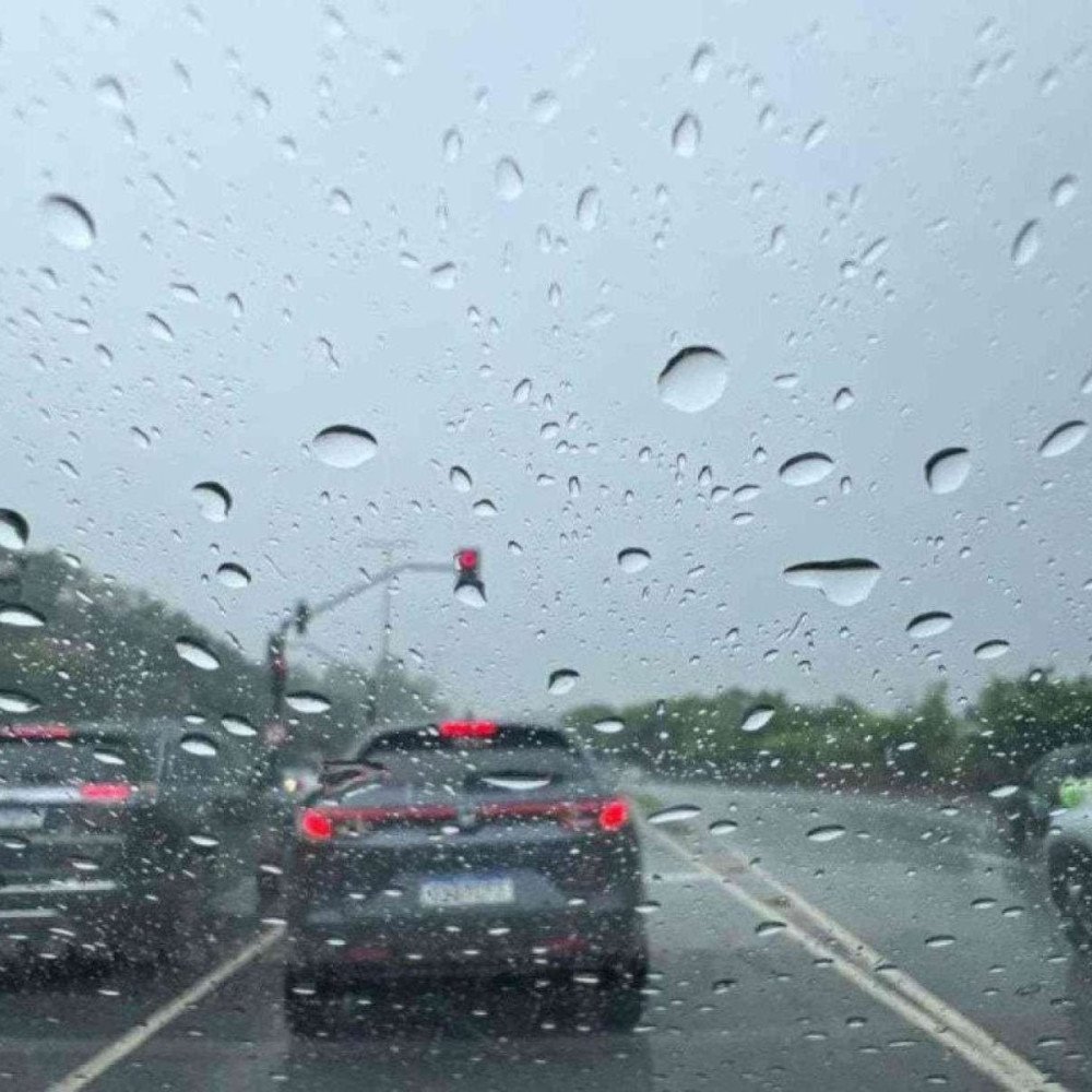 BH pode ter chuva com raios e rajadas de vento até terça-feira (13/10)
