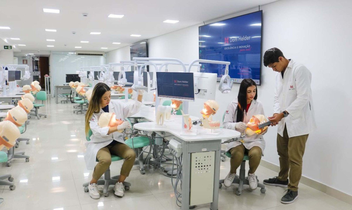 Metodologia personalizada e conexão internacional reforçam proposta acadêmica da Dom Helder voltada às transformações do mercado global- Divulgação Dom Helder