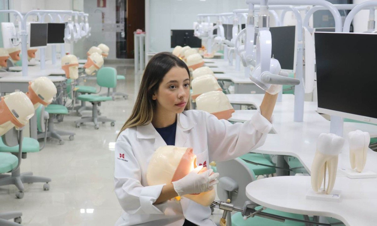 Metodologia personalizada e conexão internacional reforçam proposta acadêmica da Dom Helder voltada às transformações do mercado global- Divulgação Dom Helder