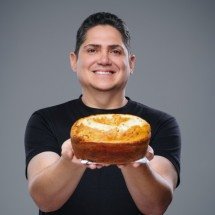 No café da família mais simples até o jantar do empresário: o produto que está na mesa de todos gera cerca de 100 milhões de faturamento para o Bolos do Flávio. - PulseBrand