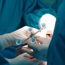 Cirurgia robótica no joelho amplia perspectivas para o SUS - Leonardo Figueiredo/Divulgação
