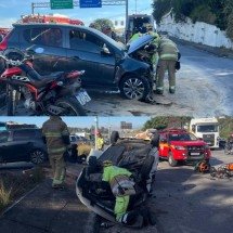 Vídeo: carro em alta velocidade bate e causa capotamento de outro na MG-10 - Reprodução/CBMMG