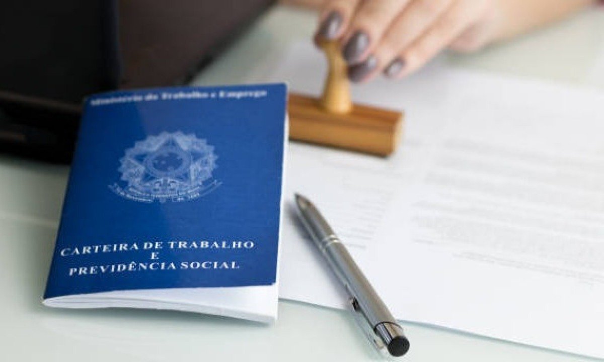 Justiça manda governo Lula suspender anúncios pelo fim da escala 6x1 nas redes sociais - Pexels